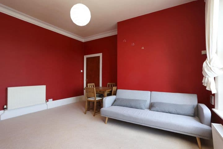 2 bedrooms apartment for sale in London, United Kingdom - Image 7