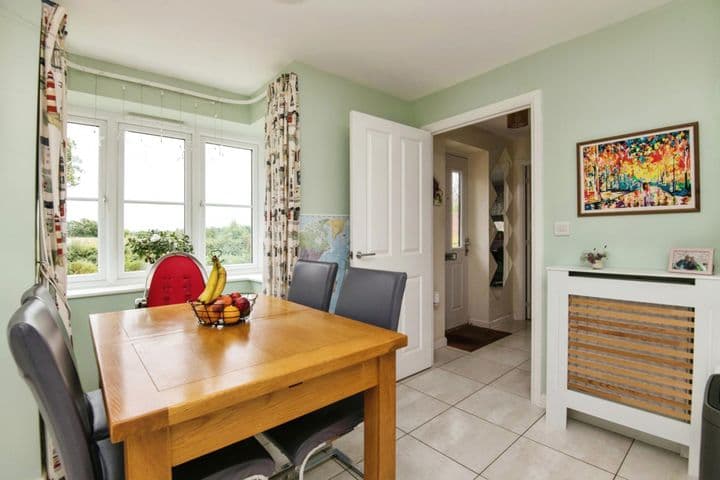 3 bedrooms house for sale in Exeter, United Kingdom - Image 5