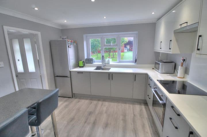 3 bedrooms house for sale in Kidderminster, United Kingdom - Image 5