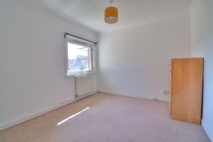 2 bedrooms apartment for sale in Glasgow, United Kingdom - Image 5