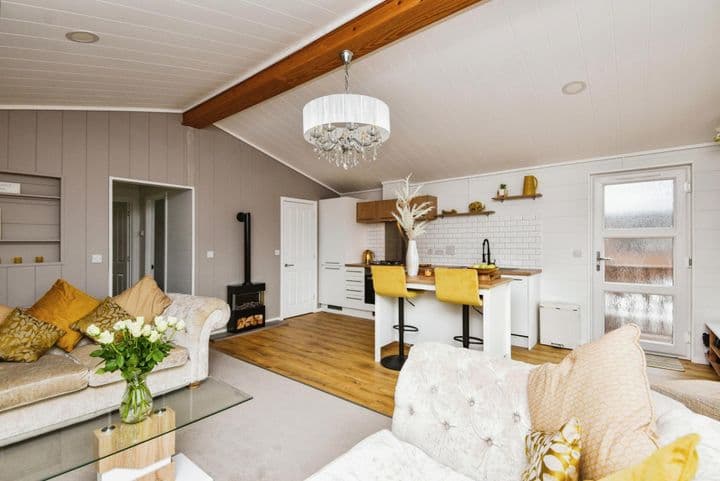 2 bedrooms other for sale in Carnforth, United Kingdom - Image 12