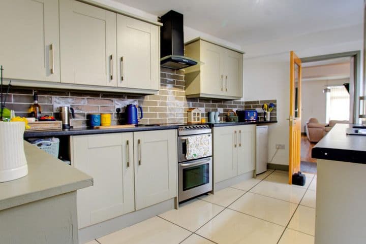 2 bedrooms house for sale in Neath Port Talbot, United Kingdom - Image 10