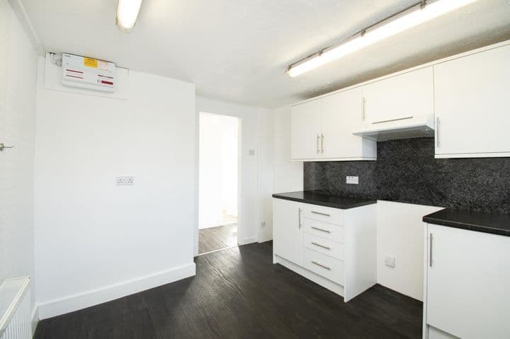 3 bedrooms apartment for sale in Montrose, United Kingdom - Image 9