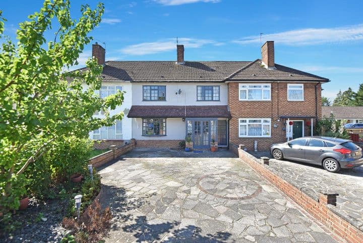 5 bedrooms house for sale in New Malden, United Kingdom - Image 2