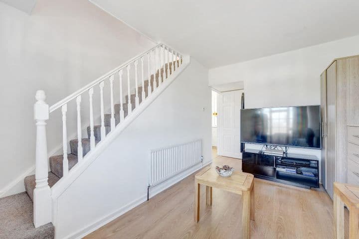 5 bedrooms house for sale in New Malden, United Kingdom - Image 3