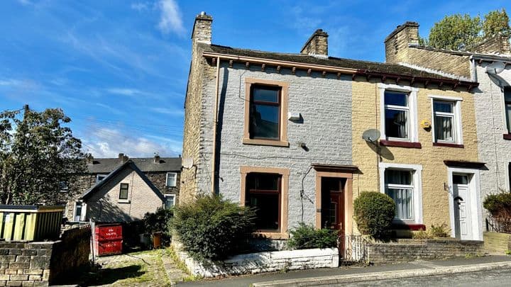 2 bedrooms house for sale in Colne, United Kingdom - Image 2