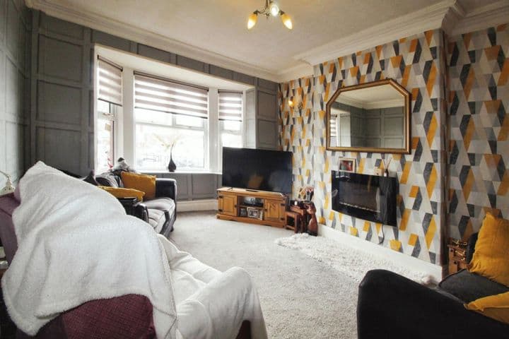 3 bedrooms house for sale in Wigan, United Kingdom - Image 3