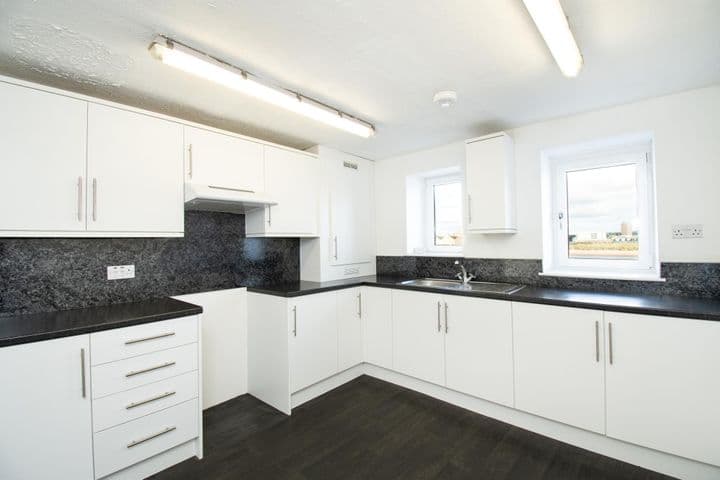 3 bedrooms apartment for sale in Montrose, United Kingdom - Image 4