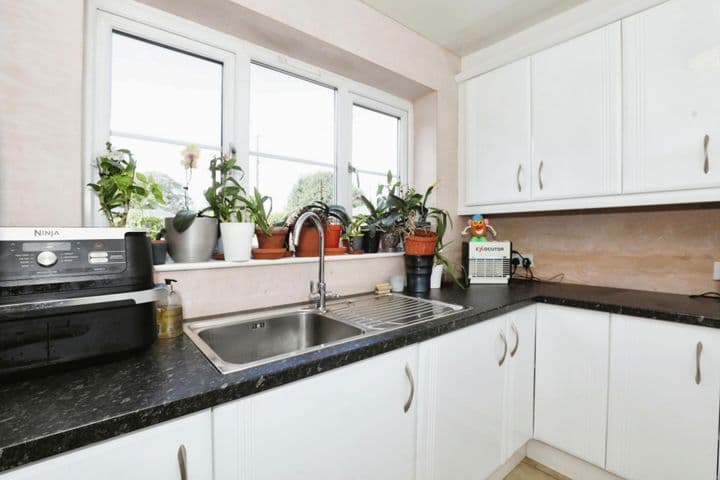 4 bedrooms house for sale in Stoke-On-Trent, United Kingdom - Image 7