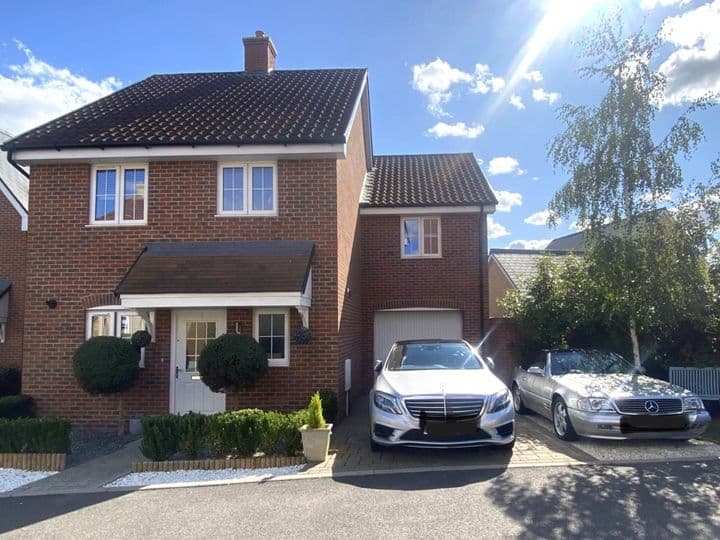 3 bedrooms house for sale in Wickford, United Kingdom - Image 6