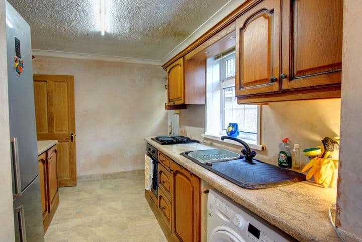 3 bedrooms house for sale in Neath Port Talbot, United Kingdom - Image 3