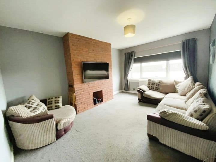 2 bedrooms apartment for sale in Glasgow, United Kingdom - Image 4