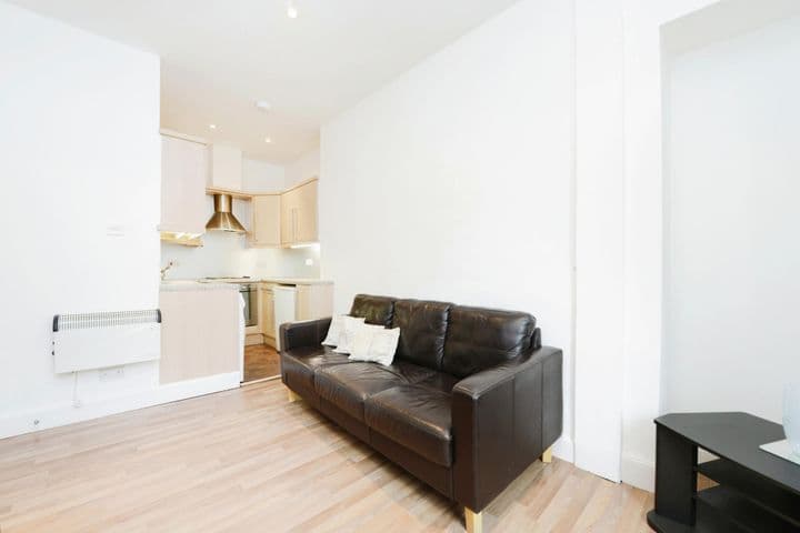 1 bedroom apartment for sale in Edinburgh City Centre, United Kingdom - Image 4