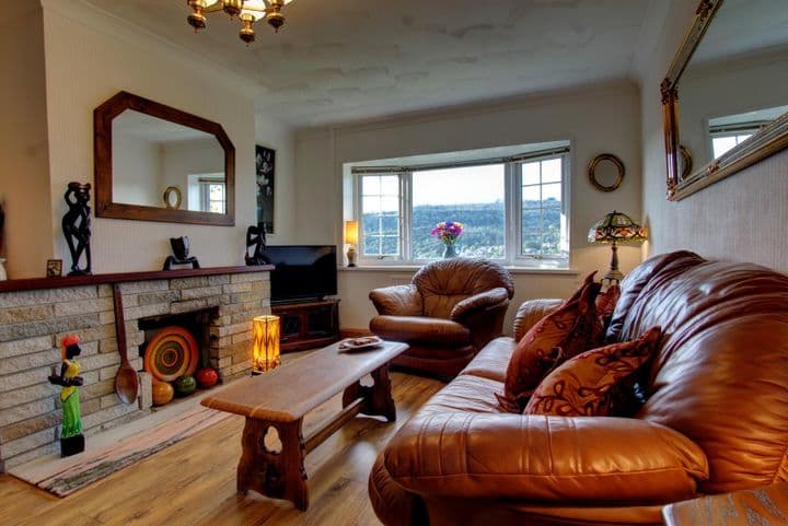 3 bedrooms house for sale in Neath Port Talbot, United Kingdom - Image 7