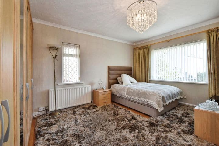 3 bedrooms house for sale in Neath Port Talbot, United Kingdom - Image 9