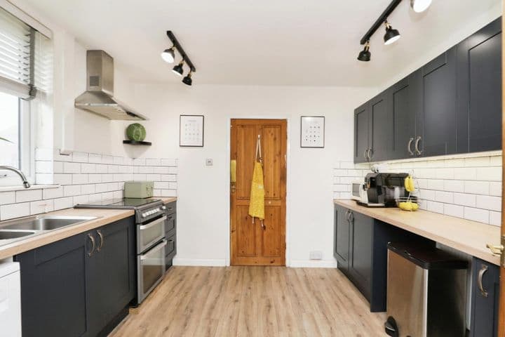 3 bedrooms house for sale in Sheffield, United Kingdom - Image 6