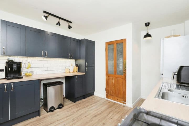 3 bedrooms house for sale in Sheffield, United Kingdom - Image 3