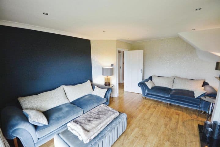 3 bedrooms house for sale in Waltham Abbey, United Kingdom - Image 8