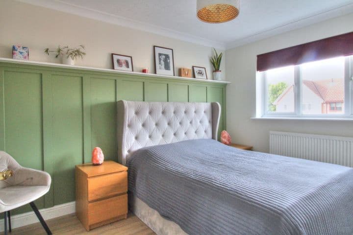 3 bedrooms house for sale in Basildon, United Kingdom - Image 10