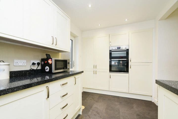 3 bedrooms house for sale in Swindon, United Kingdom - Image 8