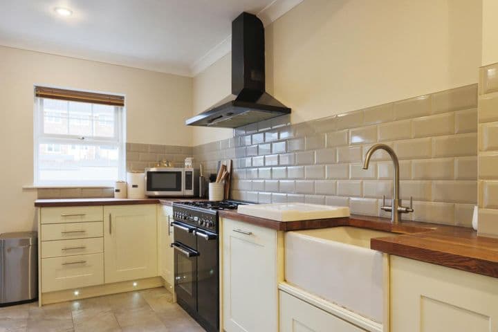 3 bedrooms house for sale in Wakefield, United Kingdom - Image 7