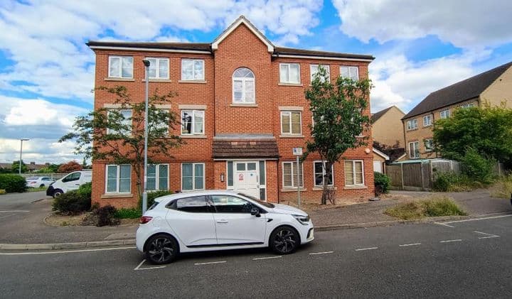 1 bedroom apartment for sale in Dagenham, United Kingdom - Image 9