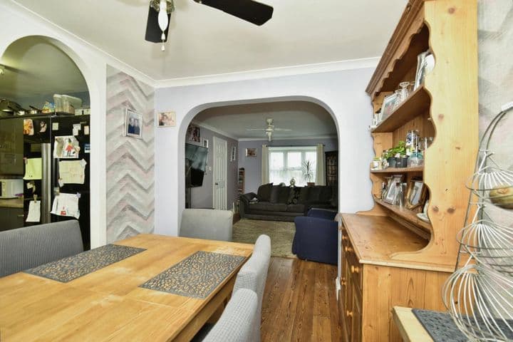 3 bedrooms house for sale in Sheerness, United Kingdom - Image 7