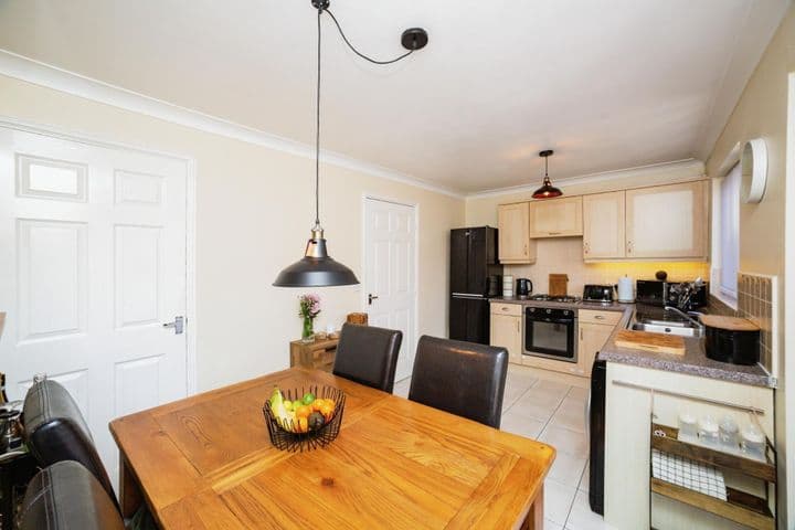 3 bedrooms house for sale in Barnsley, United Kingdom - Image 8