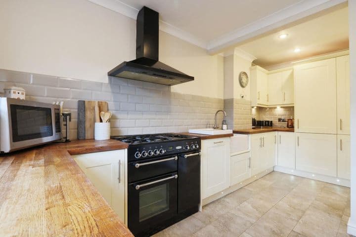 3 bedrooms house for sale in Wakefield, United Kingdom - Image 9