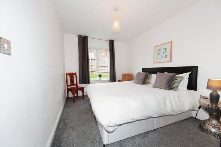 2 bedrooms apartment for sale in Warwick, United Kingdom - Image 10