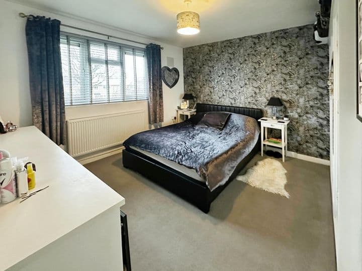 3 bedrooms house for sale in Wolverhampton, United Kingdom - Image 11