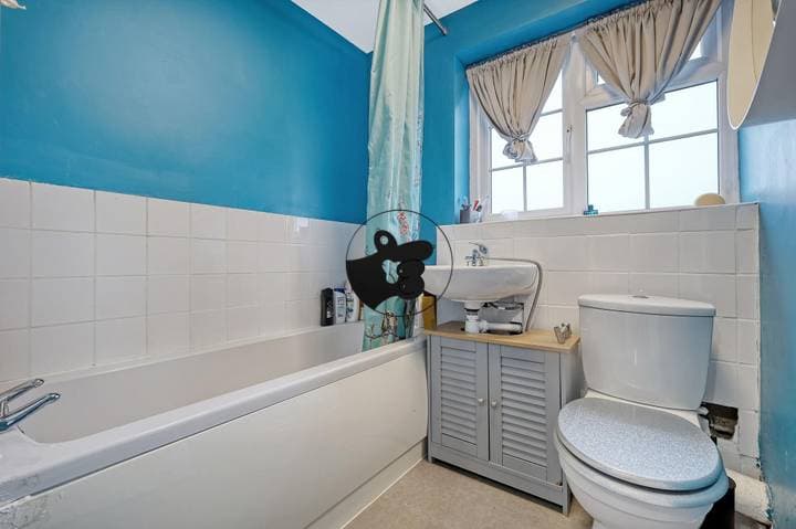 3 bedrooms house for sale in Brentwood, United Kingdom - Image 15