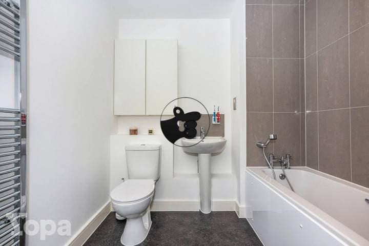 2 bedrooms apartment for sale in Dartford, United Kingdom - Image 17