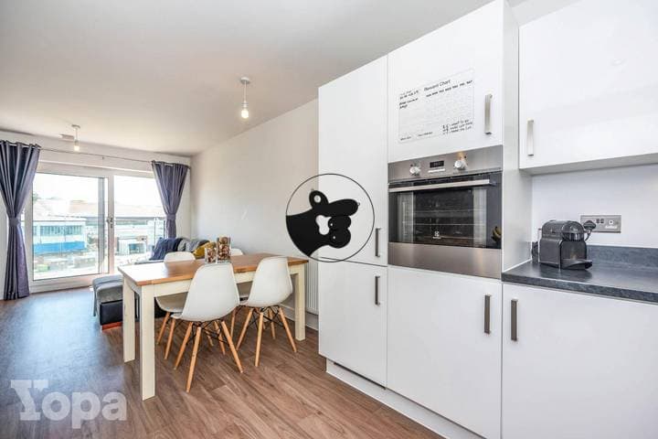 2 bedrooms apartment for sale in Dartford, United Kingdom - Image 9