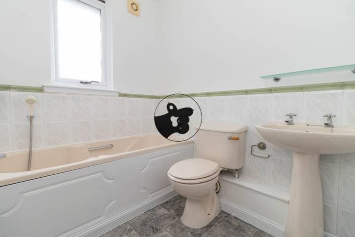 2 bedrooms apartment for sale in Perth and Kinross, United Kingdom - Image 9