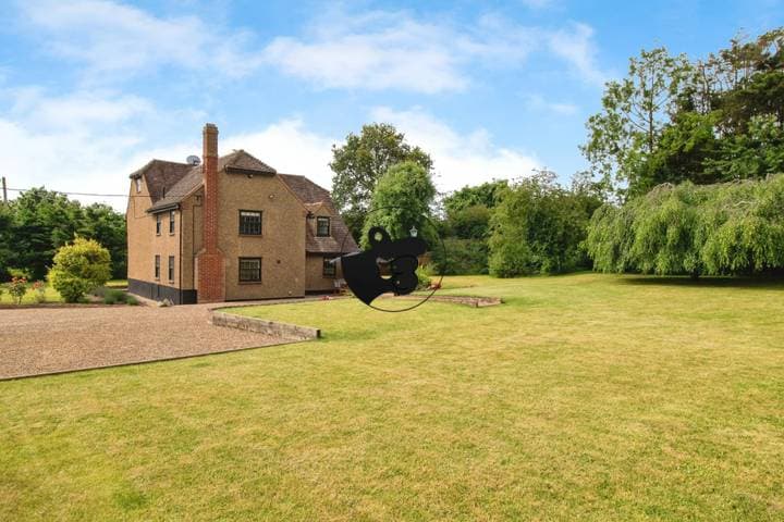 5 bedrooms house for sale in Stanford-Le-Hope, United Kingdom - Image 4