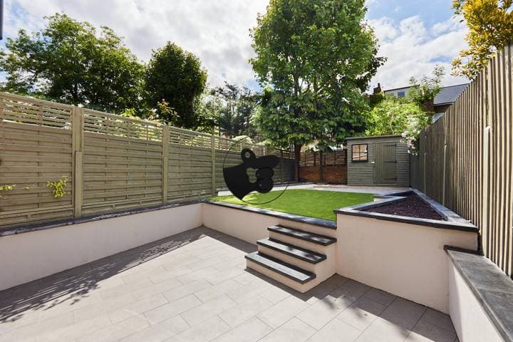 3 bedrooms house for sale in London, United Kingdom - Image 5