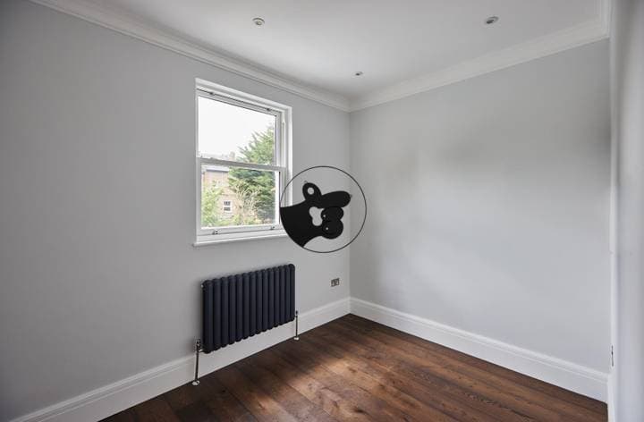 3 bedrooms house for sale in London, United Kingdom - Image 34