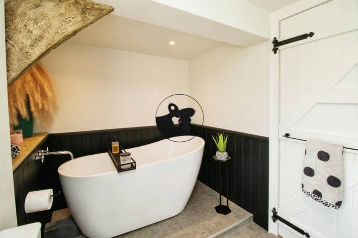 5 bedrooms house for sale in Stanford-Le-Hope, United Kingdom - Image 18