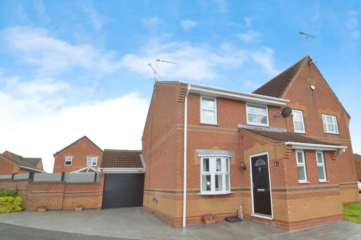 3 bedrooms house for sale in Sutton-In-Ashfield, United Kingdom - Image 2