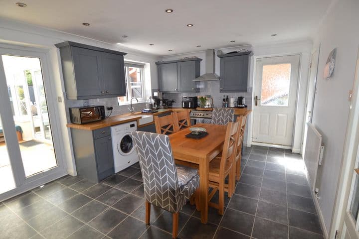 3 bedrooms house for sale in Nottingham, United Kingdom - Image 5