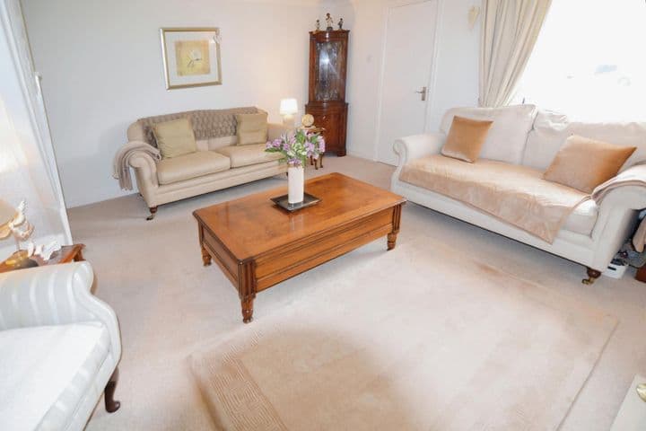 3 bedrooms house for sale in Sutton-In-Ashfield, United Kingdom - Image 6