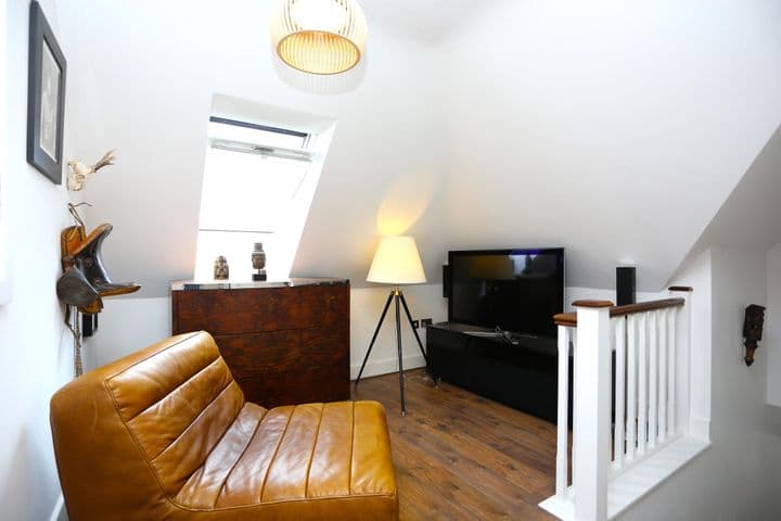 1 bedroom house for sale in Beckenham, United Kingdom - Image 7