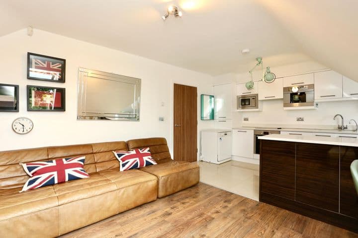 1 bedroom house for sale in Beckenham, United Kingdom - Image 5