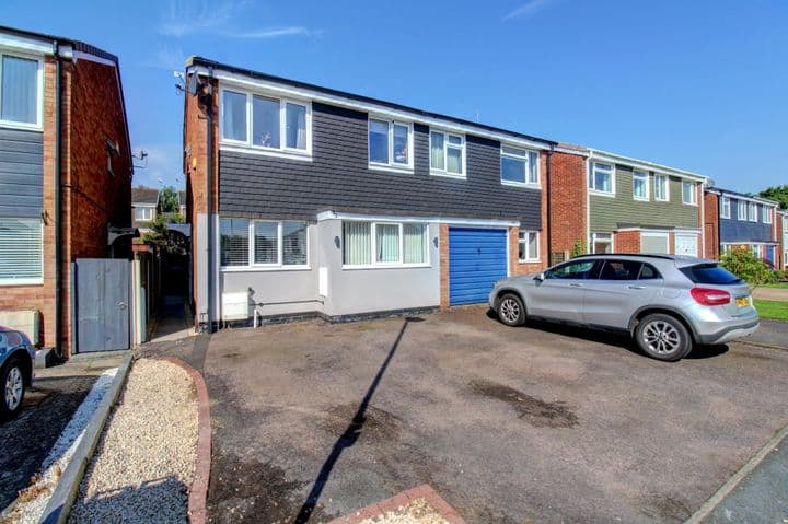 3 bedrooms house for sale in Tamworth, United Kingdom - Image 2