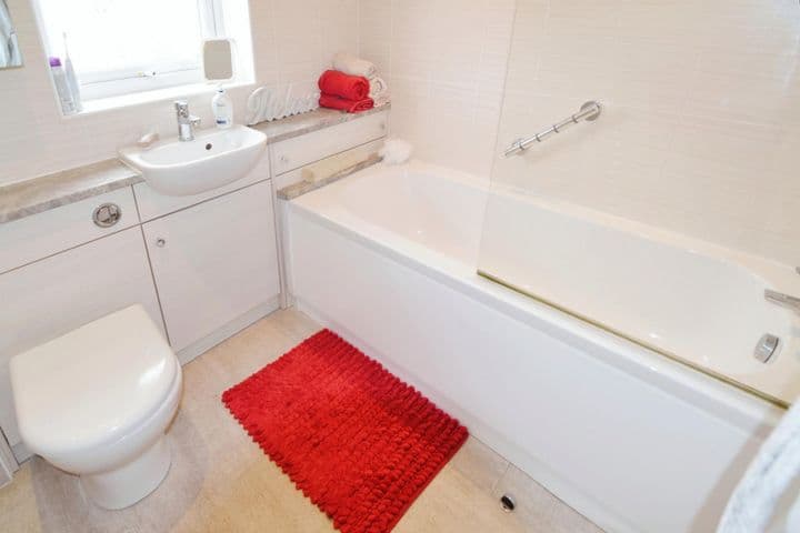 3 bedrooms house for sale in Sutton-In-Ashfield, United Kingdom - Image 12