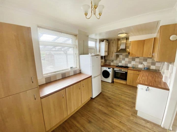 2 bedrooms house for sale in Sheffield, United Kingdom - Image 5