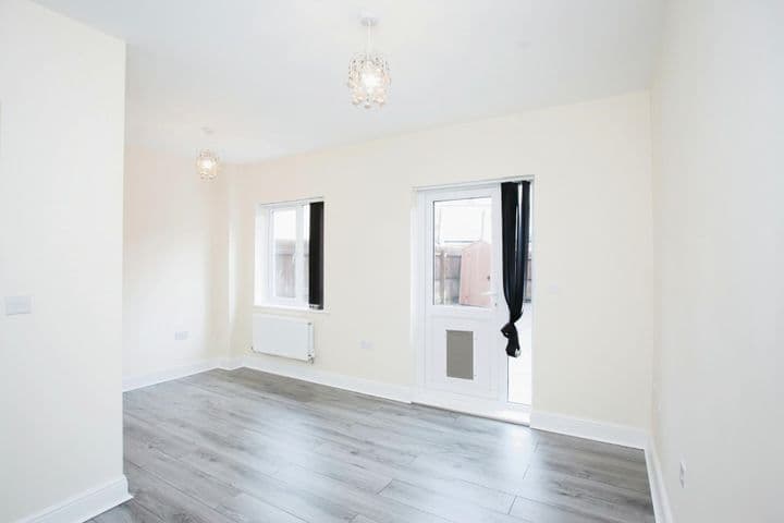 2 bedrooms house for sale in Bridgend County Borough, United Kingdom - Image 4