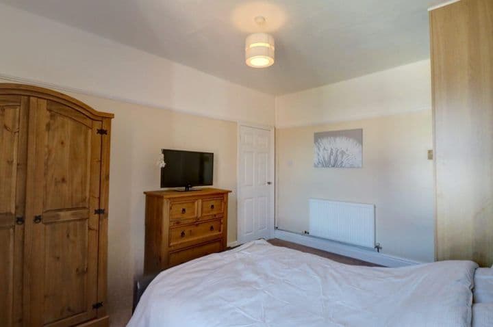 1 bedroom apartment for sale in Blackpool, United Kingdom - Image 9