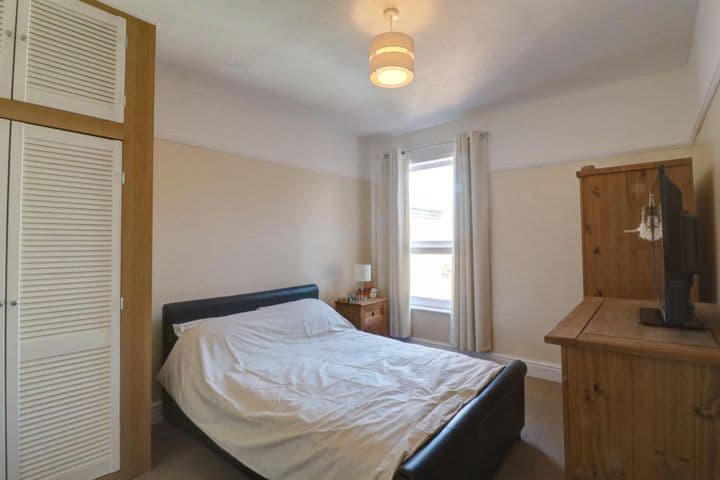 1 bedroom apartment for sale in Blackpool, United Kingdom - Image 8